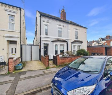 1 bedroom in a house share to rent - Photo 6