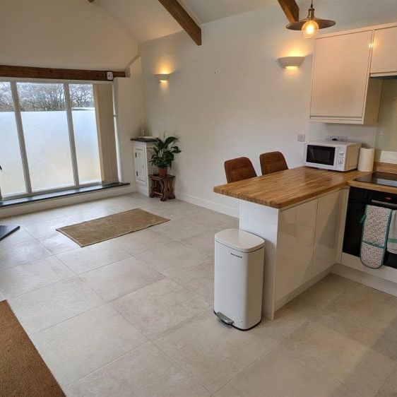 The Old Rectory, Fairy Cross, Bideford - Photo 1