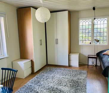 Tolvmansvägen, Huddinge - Photo 1