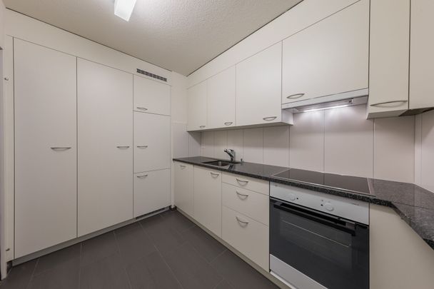 City apartment right on the Limmatquai - Photo 1