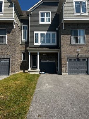 For Lease - 9 Dunes Drive, Wasaga Beach, Ontario - Photo 1