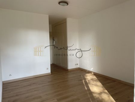 Location Appartement 1 pièce 19m² NIMES 30000 - Photo 4
