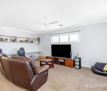 A Statement of Space, Elegance, and Considered Detail - Photo 3