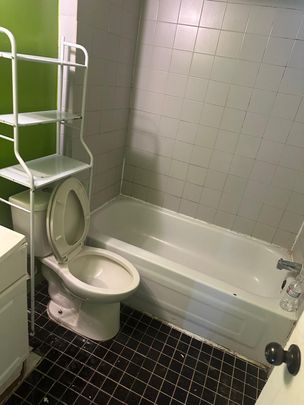 For Lease - 31 LAKELAND Drive Unit# BASEMENT, Toronto, Ontario - Photo 1