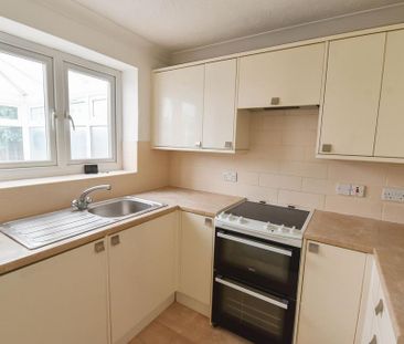 2 bedroom terraced house to rent - Photo 3