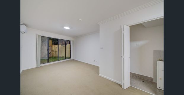 2 Bedrooms + 2 Bathrooms - Photo 1