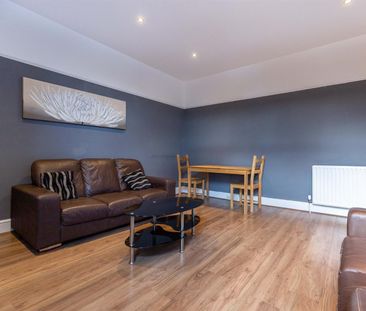 5 bed maisonette to rent in Warton Terrace, Heaton, NE6 - Photo 2