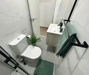 Calle de Rodas, Madrid, Community of Madrid 28005 - Photo 6