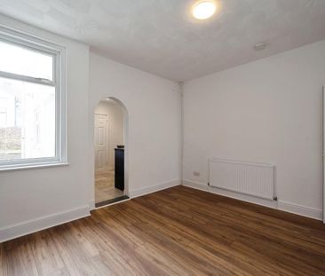 3 bedroom house to rent Jubilee Road, Southsea, Hampshire, PO4 - Photo 5