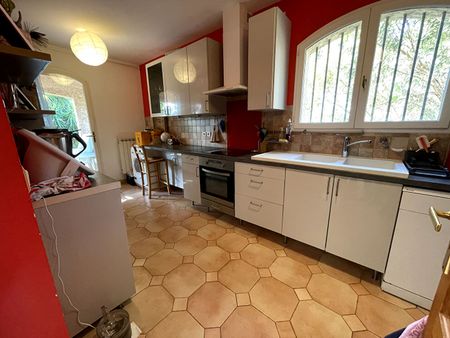 Maison à louer Carry Le Rouet 6 pièces, 5 chambres 162.90 m2, jardin, terrasse, - Photo 3