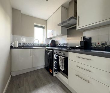 1 bedroom apartment to rent - Photo 2