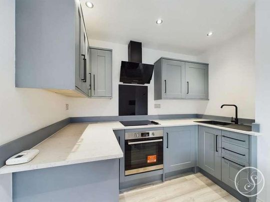 Cheltenham Mount, Harrogate, HG1 - Photo 1