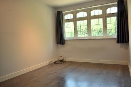 3 bedroom end of terrace house to rent - Photo 3