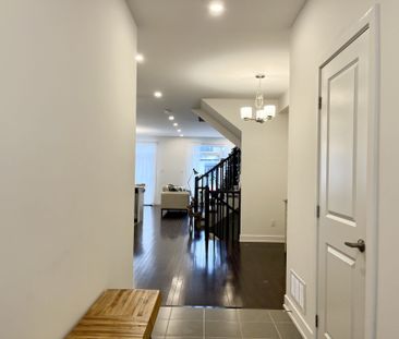 For Lease - 57 HEIRLOOM Street, Blossom Park - Airport and Area, On... - Photo 5