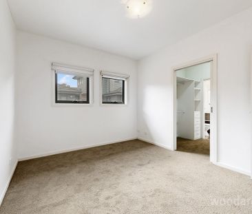 Generous Three Bedroom Home with Entertainer’s Edge - Photo 6
