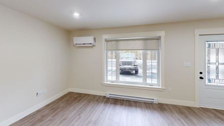 240 Lian St #4 - Photo 3