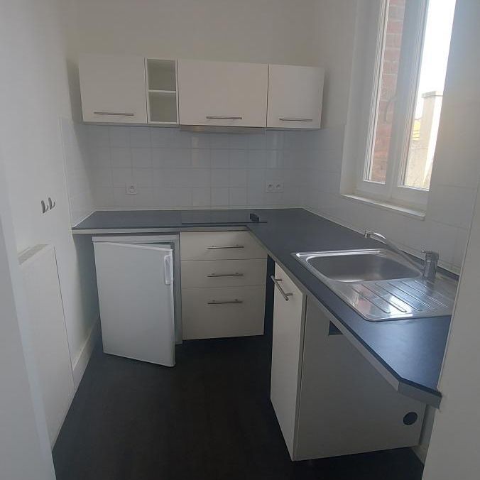 EPERNAY - F2 PROCHE HOPITAL - Photo 1