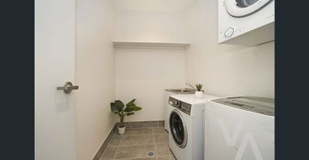 Your Next Student Move. - Photo 3