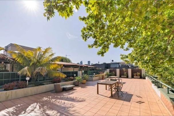 Surry Hills - Photo 1