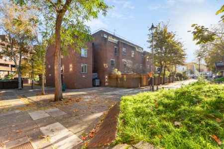 2 bedroom flat in 90 Talbot Road - Photo 3