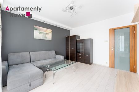 Przytulne, funkcjonalne mieszkanie 38 m2 z osobną sypialnią oraz balkonem przy ul. Dobrego Pasterza 118C - Photo 3