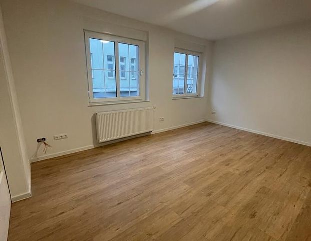 3,5-Zimmer-Wohnung mit Balkon in zentraler Lage von Euskirchen - Foto 1