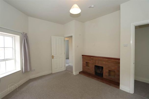 20 Ballyalloly Road, Off Hillsborough Road, Comber, BT23 5PN - Photo 1