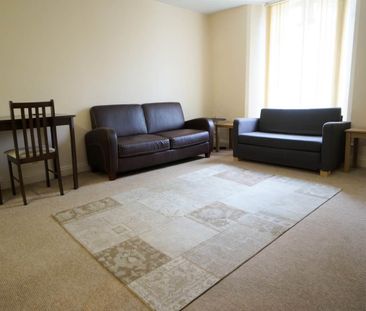 Flat 3, Ebenezer Chapel York Place - Photo 2