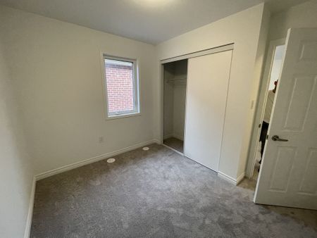 For Lease - 1260 Wintergreen Place, Milton, Ontario - Photo 5