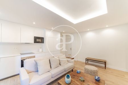 Flat for rent in Nueva España (Madrid) - Photo 4