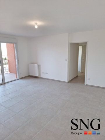 T4 AVEC LOGGIA + PARKINGS - Photo 4