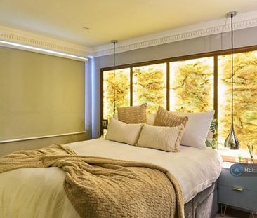 1 bedroom in a flat share to rent - Photo 3