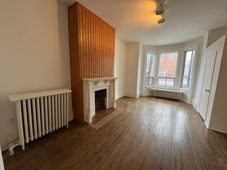 For Lease - 124 Baldwin Street Unit# 101, Toronto, Ontario - Photo 2