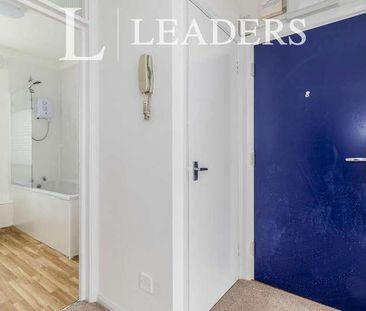 Woodcote Road, Wallington, SM6 - Photo 6