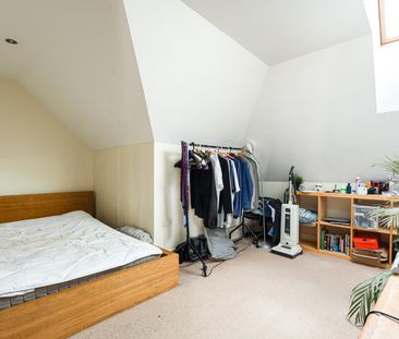 3 bed flat to rent in Elmdale Road, Bristol, BS8 - Photo 3