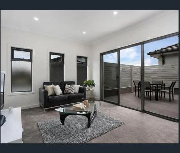 “Where location and lifestyle meet!” - Photo 5