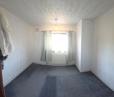 4 bedroom terraced house to rent - Photo 4