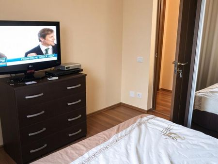 Bulevardul Basarabia | Apartament mobilat si utilat cu gust | Liniste si acces facil | 10 min metrou Titan/Muncii - Fotografie 3