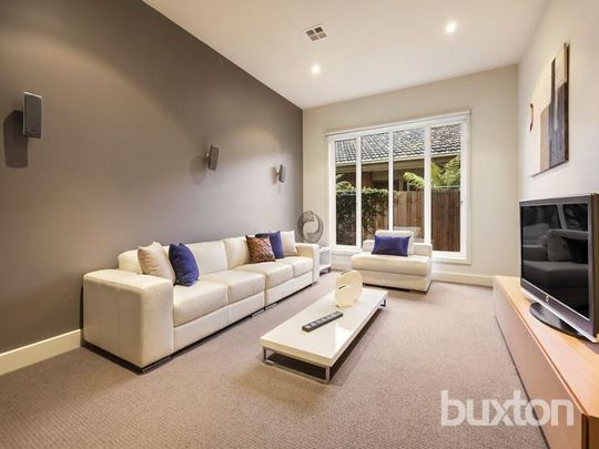2/1 Dumaresq Street, Brighton East VIC 3187 - House For Rent | Domain - Photo 1