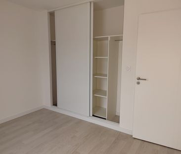 Location Appartement 4 Pièces 97 m² - Photo 4