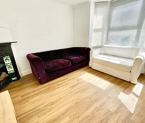 Nash Court Gardens, CT9 4DF, Margate - Photo 1