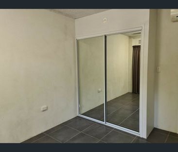 4/338 Sheridan Street, Cairns North, Qld 4870 - Photo 4