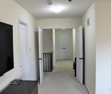 For Lease - 21 Iguana Trail, Brampton, Ontario - Photo 4