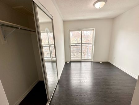 For Lease - 4975 Southampton Drive Unit# 300, Mississauga, Ontario - Photo 5