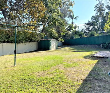 Family Home in Quiet Cul-de-sac - Photo 1