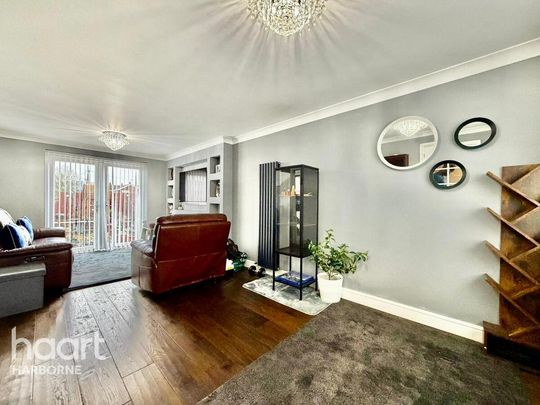 3 bedroom semi-detached house to rent - Photo 1