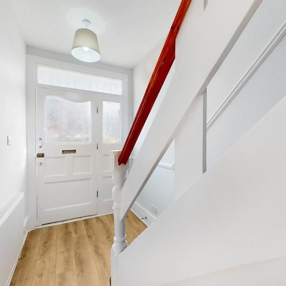 4 bedroom terraced house to rent - Photo 1
