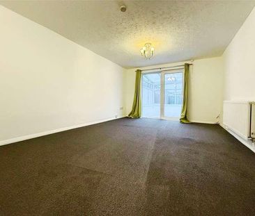 Islandsmead, Swindon, Wiltshire, SN3 - Photo 1