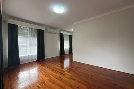 10 Erie Place, Seven Hills NSW 2147 - Photo 5