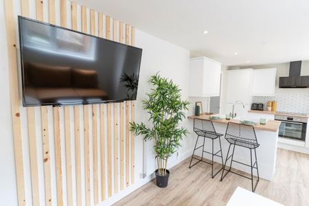 4 bedroom terraced house to rent - Photo 2